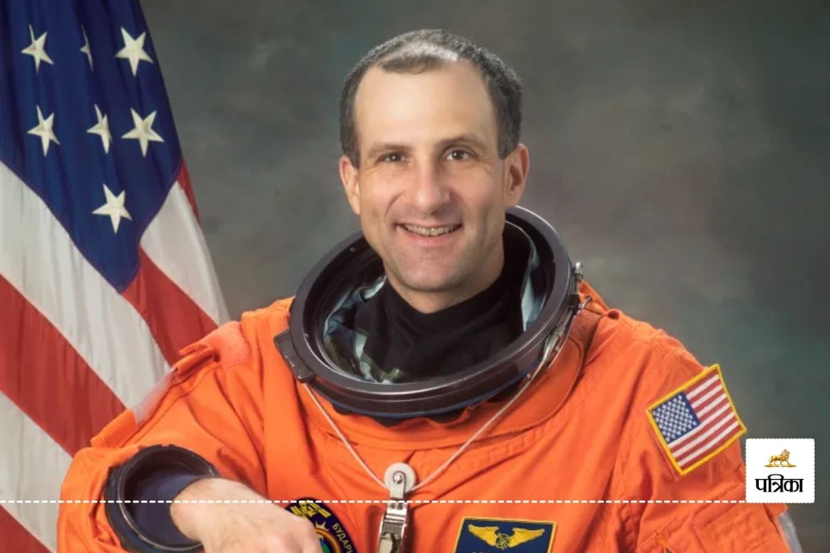 Donald R. Pettit, NASA Astronaut, Mahakumbh