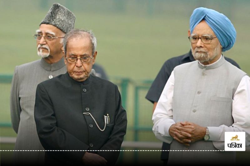 Manmohan Singh and Pranab Mukherjee