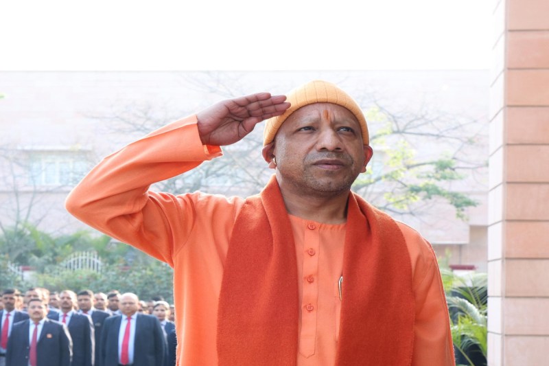 मुख्यमंत्री योगी आदित्यनाथ ने मनाया 76वां गणतंत्र दिवस