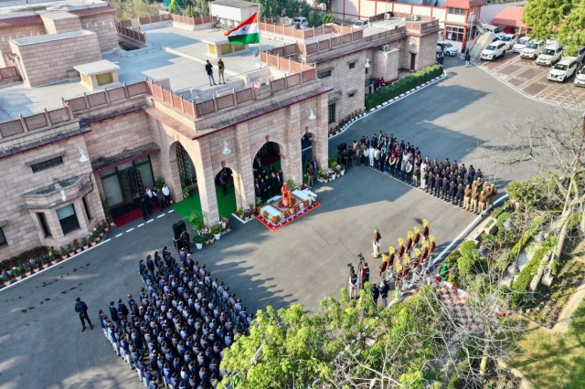 Republic Day flag hoisting Yogi Adityanath