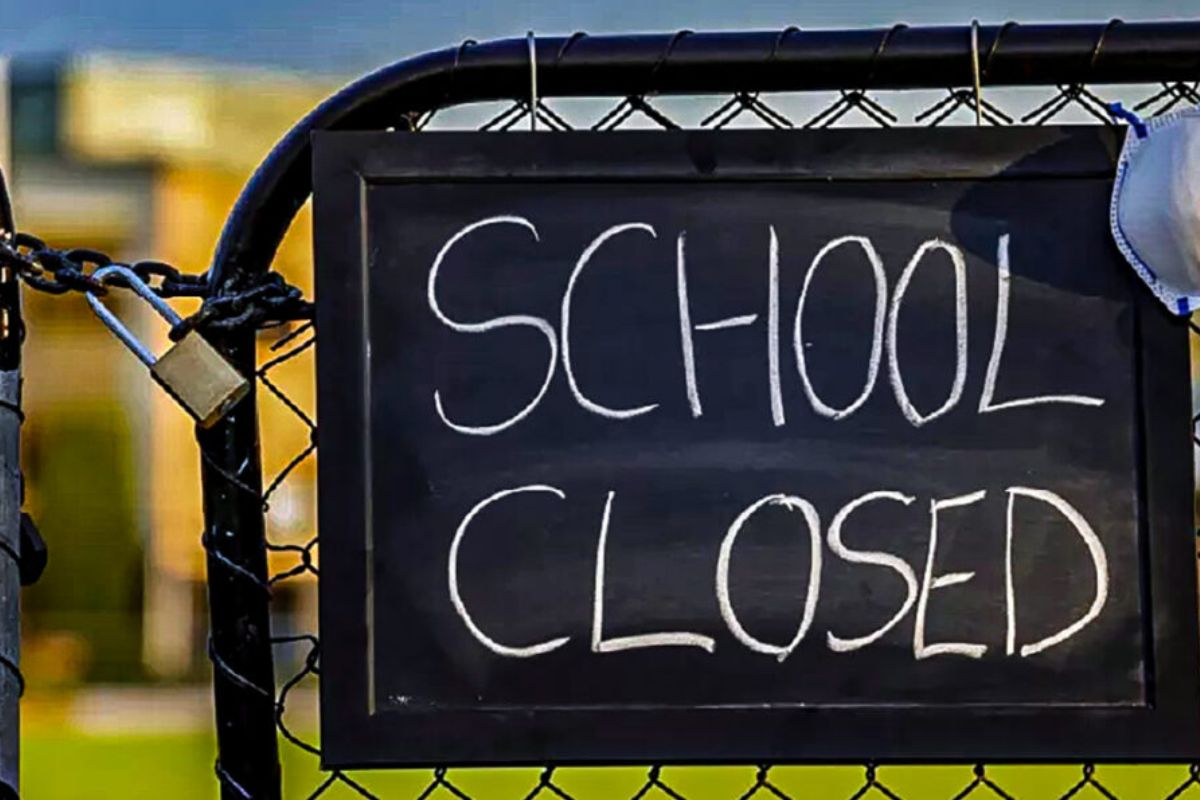 School Closed: अगले 6 दिन 12वीं तक के सभी स्कूल रहेंगे बंद, DM का आदेश जारी