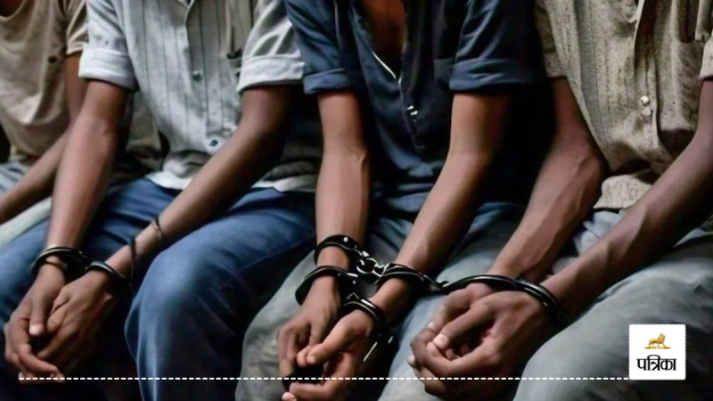 Two accused of murder of policeman arrested in Bijnor