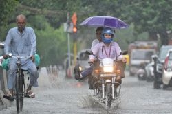 UP Rains: अगले 24 घंटे बाद बिगड़ेगा मौसम, इन जिलों में बारिश के साथ गिरेगी
बिजली, IMD Prediction - image