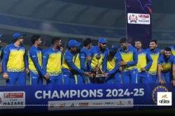 Vijay Hazare Trophy में कर्नाटक ने रचा इतिहास, विदर्भ को 36 रनों से हराकर बनी
सबसे ज्‍यादा खिताब जीतने वाली टीम - image