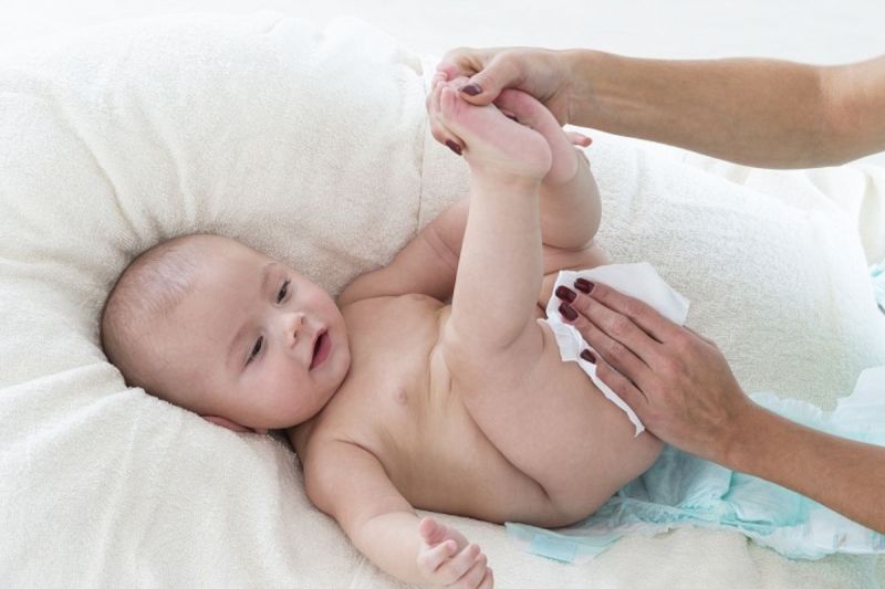 Wipes uses on child, Agra