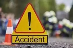 CG Accident: डोंगरगढ़ में युवक की मौत, इधर जड़ी बूटी लेने गया बैगा भी हादसे का
शिकार - image