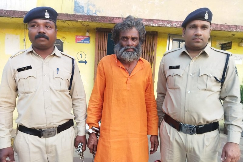 CG Crime: रायपुर में महिला की हत्या, आरोपी बाप-बेटे गिरफ्तार