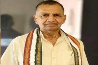 CG Politics: बेमेतरा के जिलाध्यक्ष ने कांग्रेस से दिया इस्तीफा, खरगे को भेजा त्यागपत्र