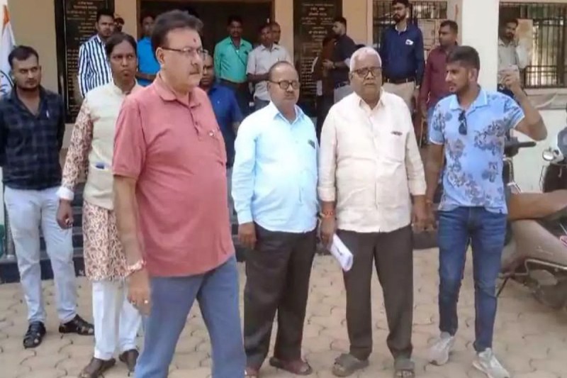 CG Election 2025: नगर निगम में ठेका उठाना इस कांग्रेस प्रत्याशी को पड़ा भारी, मेयर पद पर नामांकन हुआ रद्द
