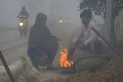 CG Weather: राजधानी में अगले चार दिनों तक 3 से 4 डिग्री बढ़ेगा पारा, ठंड में आएगी
कमी - image