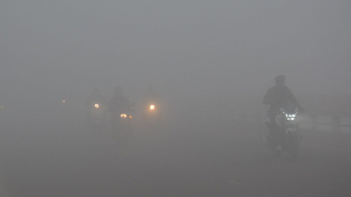 Rajasthan Rain Alert: राजस्थान में फिर सक्रिय होगा पश्चिमी विक्षोभ, 10 जनवरी से
घने कोहरे के साथ बारिश का अलर्ट