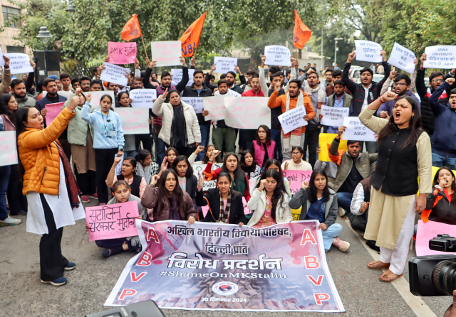 ABVP supporters protest against the Tamil Nadu government