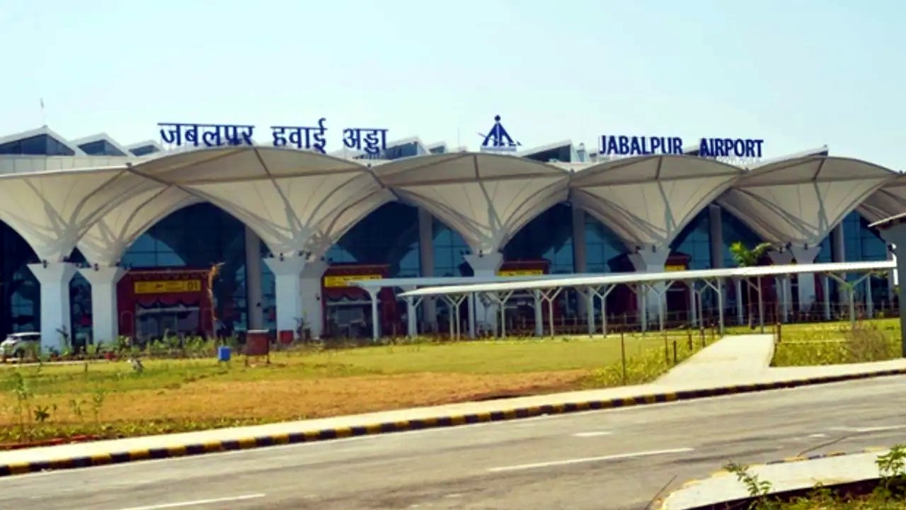 world class airport का दावा, फिर भी मनमाने अंदाज में शुरू और बंद हो रहीं flights