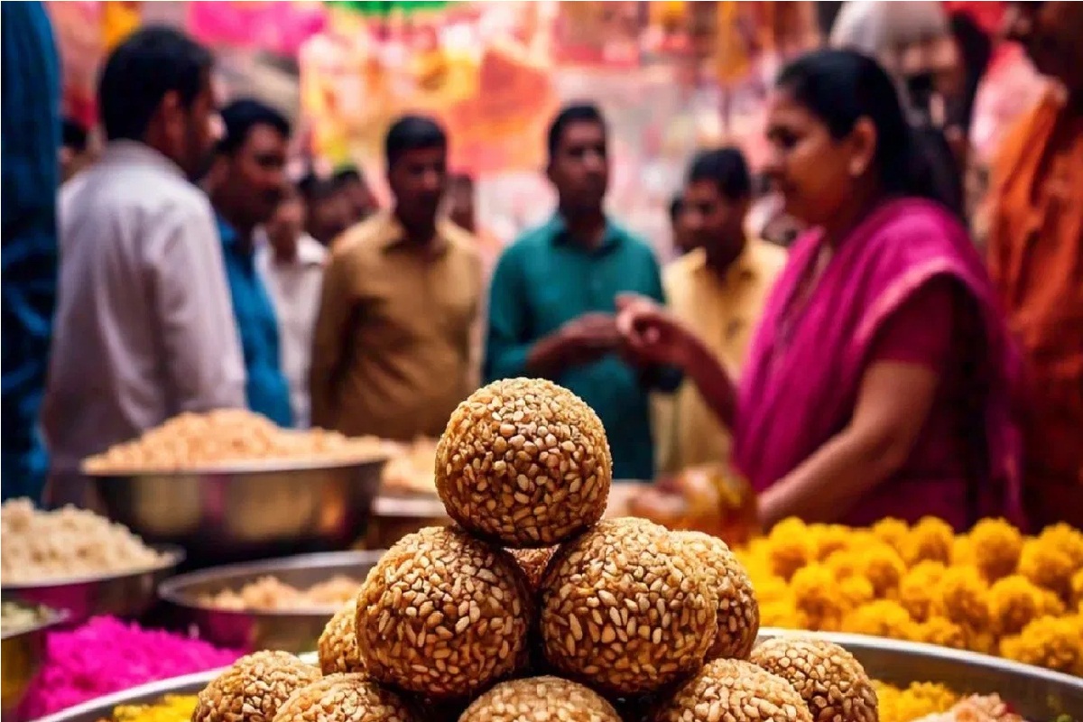 Makar Sankranti 2025: 19 साल बाद भौम पुष्य नक्षत्र में मनेगी संक्रांति, तिल के
लड्डू का क्या है महत्व? जानें..