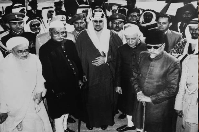 former pm nehruji former president dr rajendra prasad ke sath file photo