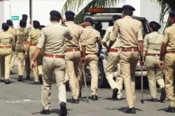 Udaipur News: 7 थानों की पुलिस ने बदमाशों पर डाली रेड, मची खलबली; सामने आए
चौंकाने वाले खुलासे - image