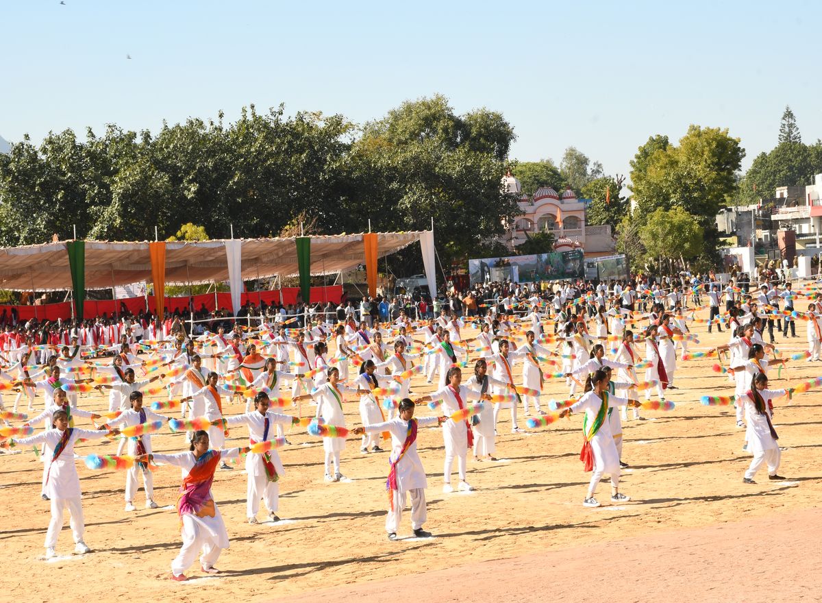 Republic Day 2025: गणतंत्र दिवस पर शान से फहराया तिरंगा