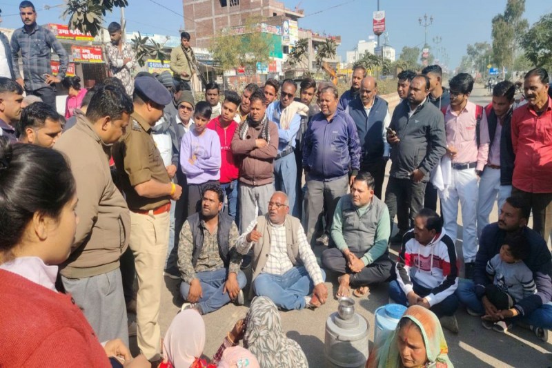 Baran Road, jam for two hours