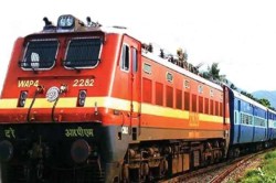 Indian Railway: तकनीकी कार्य के कारण ट्रेन प्रभावित, आज से शालीमार एक्सप्रेस की
6 ट्रिप रद्द - image