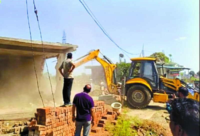 removed illegal encroachment
