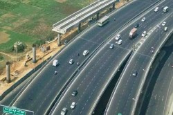 Lucknow-Kanpur Expressway: लखनऊ-कानपुर एक्सप्रेसवे: जून से सफर होगा आसान, 35
मिनट में तय होगी दूरी - image