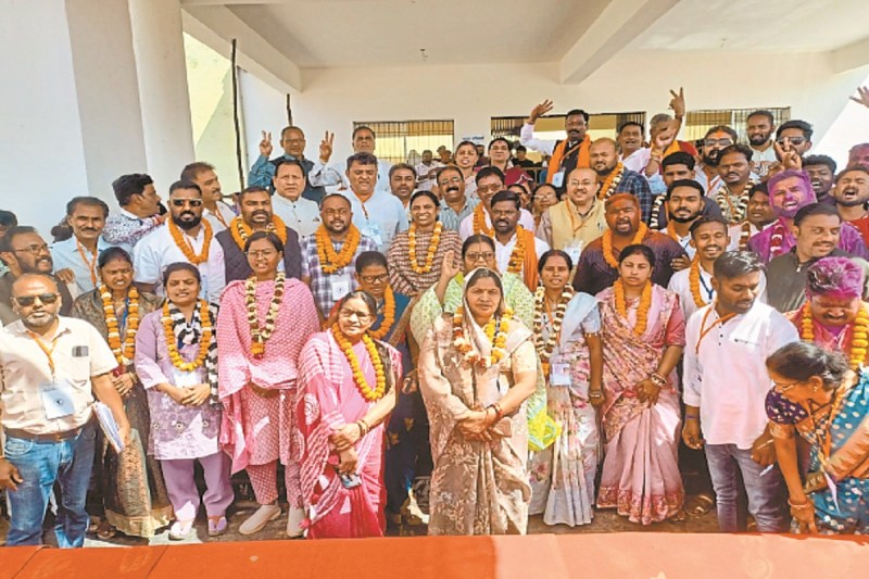 CG Election 2025: नगर पालिका की कमान BJP ने थामी, समर्थकों ने खिलाया कमल, 22 वार्डो में से 20 पर दर्ज की जीत