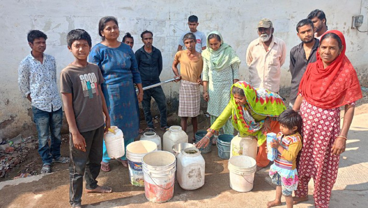 प्रभावित रही नगर में जलापूर्ति, हैण्डपंप में पानी भरने लगी भीड़