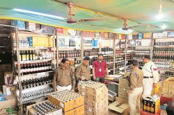 CG Liquor Shop: शराब दुकानों में हुई ओवर रेटिंग की जांच, प्रशासन ने दिया क्लीन
चिट - image