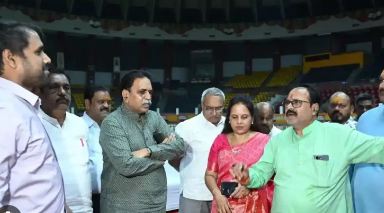 Raipur News: मीनल चौबे ने ली महापौर की शपथ, 70 पार्षद भी हुए शामिल, देखें तस्वीरें