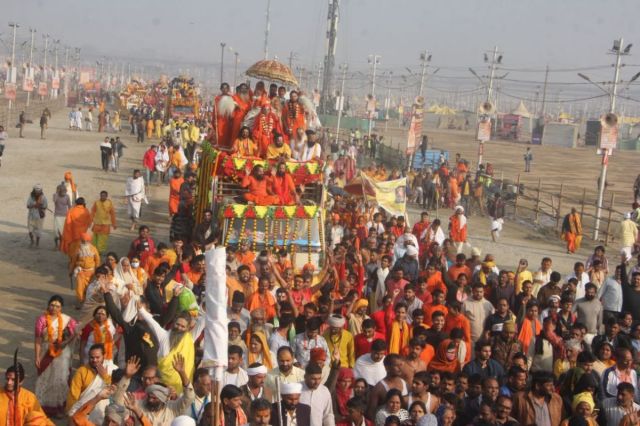 Sadhus and saints proceeding towards the Sangam