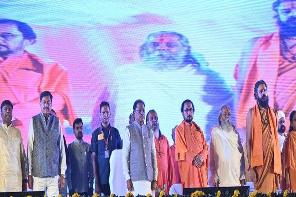 CG News: राजिम कुंभ कल्प समापन समारोह में शामिल हुए CM साय, ‘छावा’ हिंदी फिल्म को किया टैक्स फ्री, देखें Photos