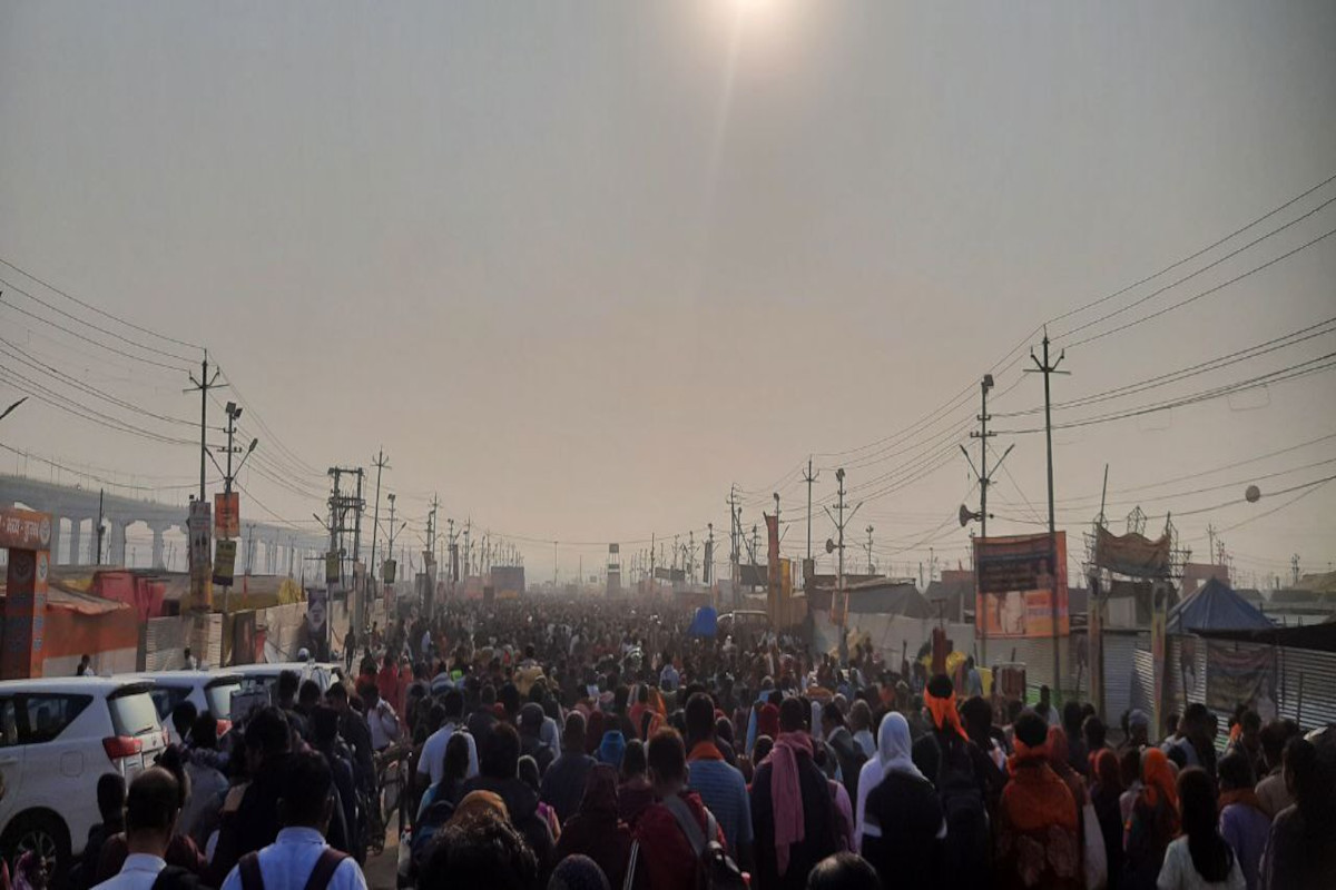 Prayagraj Sangam Station: स्नान पर्व से पहले प्रयागराज संगम स्टेशन बंद, भारी
भीड़ के चलते उठाया गया कदम - image