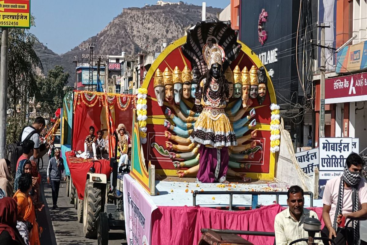 श्रद्धा और भक्ति के साथ खाटू श्याम पदयात्रा निकाली, देखें वीडियो 