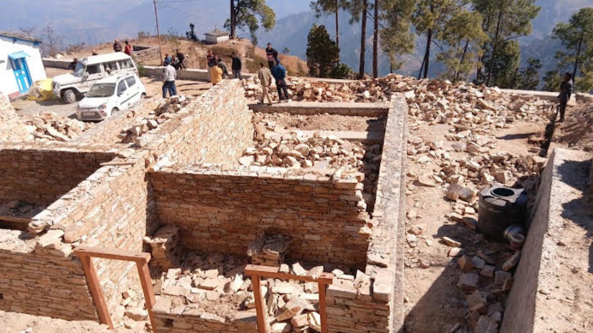 Administration has sealed illegal resort of BJP leader in Uttarakhand