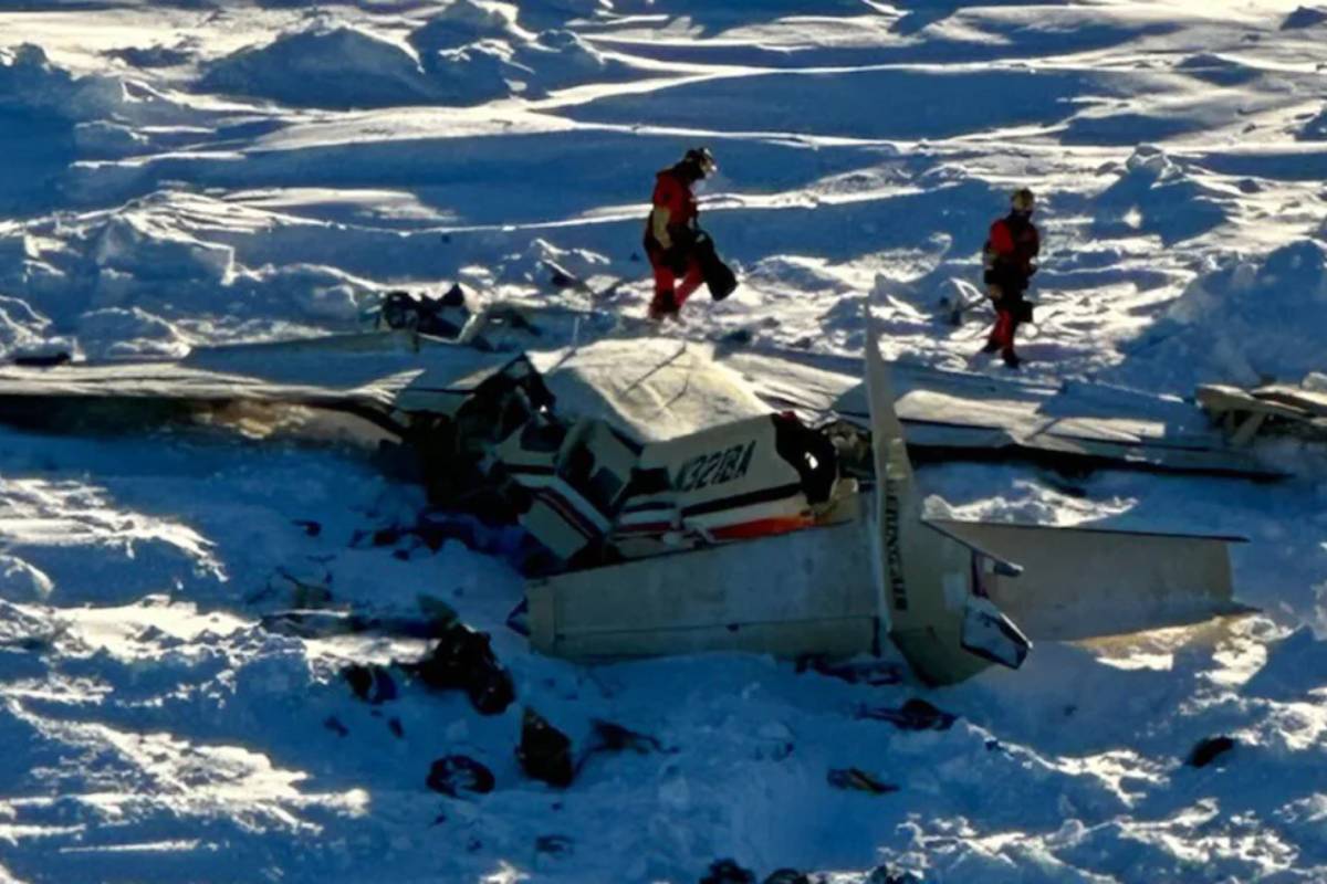 Alaska Plane Crash अलास्का में लापता हुआ विमान मिला, सभी 10 यात्रियों