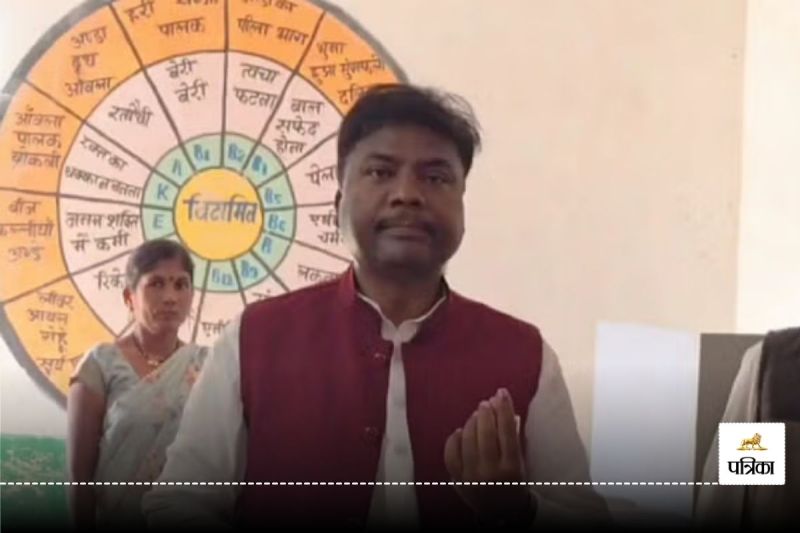 CG Panchayat Election 2025: दूसरे चरण का मतदान जारी... नारायणपुर में मंत्री केदार कश्यप ने डाला वोट, वोटर्स से की ये अपील