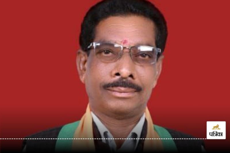 CG Nikay Chunav Result: यहां 25 साल बाद नगर पालिका अध्यक्ष पद पर BJP की वापसी, प्रत्याशी को 6329 मिले वोट, देखें कहां-किसका कब्जा