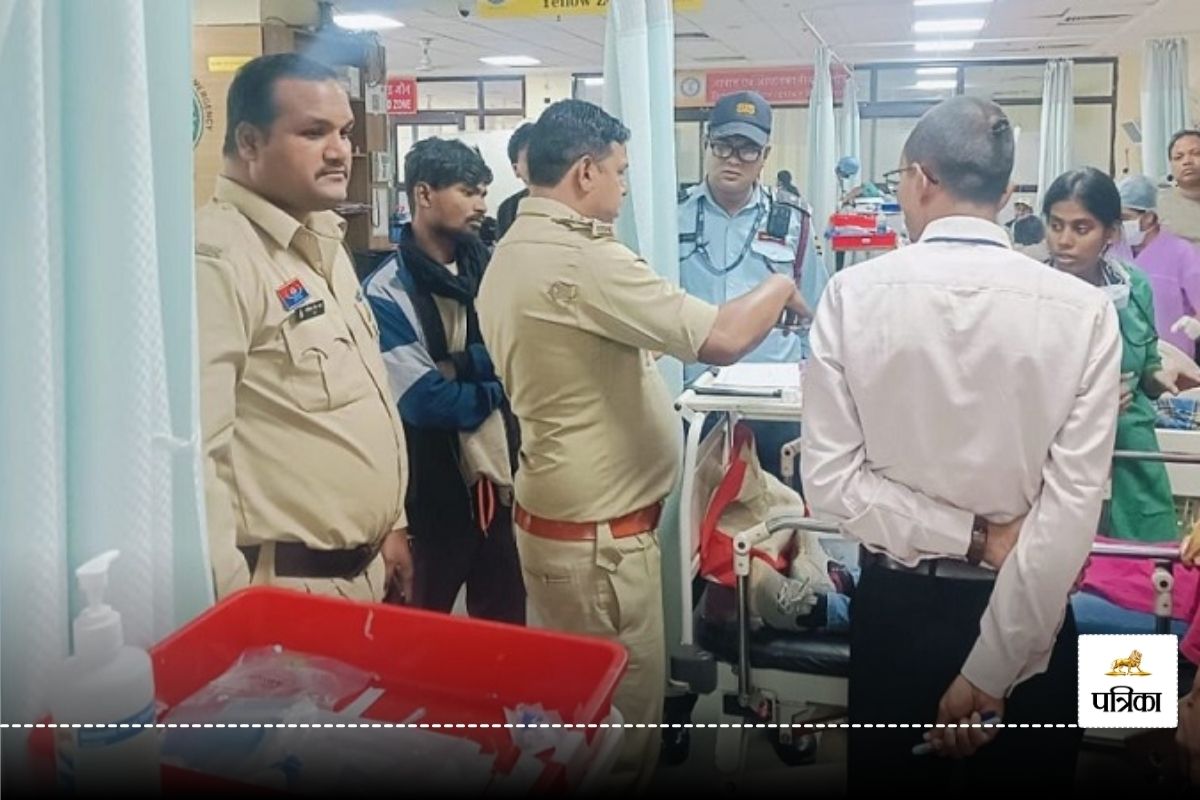 Raipur Bus Accident: टाटीबंध चौक पर दो बसों में भीषण टक्कर, 9 यात्री घायल, बस चालक फरार…