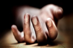 Commits suicide: मायके में रह रही महिला ने फांसी लगाकर दी जान, मिलने आया था पति,
देर रात उठाया घातक कदम - image