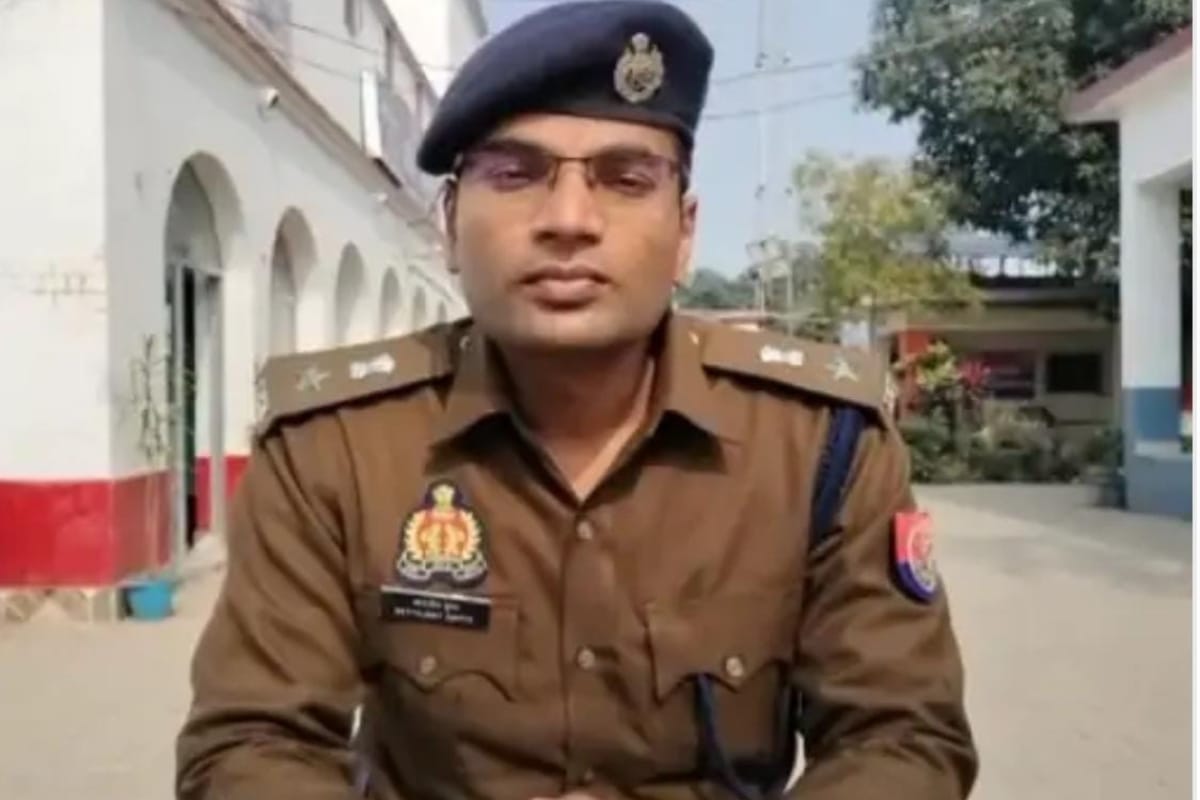 संतकबीर नगर में लूट की घटना को छुपाने पर SP का बड़ा एक्शन, थानेदार सस्पेंड