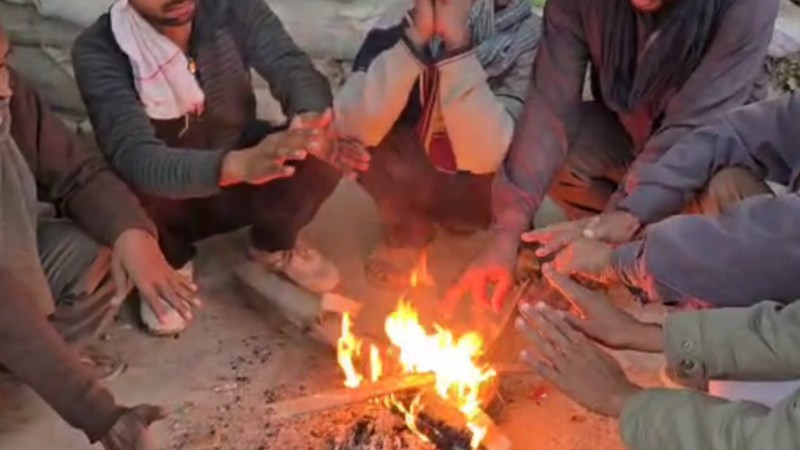 ठंड फिर लौटी