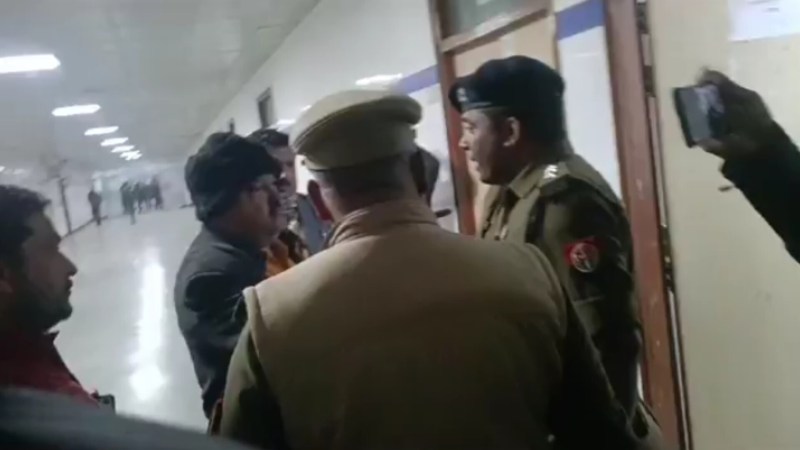 सीओ सिटी और बार एसोसिएशन अध्यक्ष के बीच विवाद