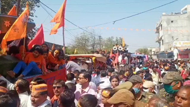 महाशिवरात्रि के अवसर पर निकाली गई शोभायात्रा फाइल फोटो