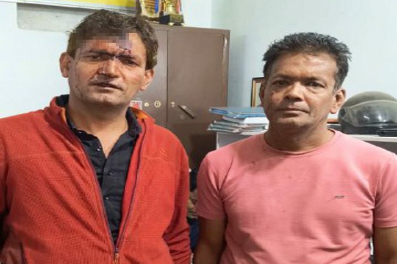 Beaten during voting: पंचायत चुनाव में वोटिंग के दौरान सरपंच प्रत्याशियों में मारपीट, महिला घायल, फर्जी मतदान को लेकर भी 2 पक्षों में मारपीट