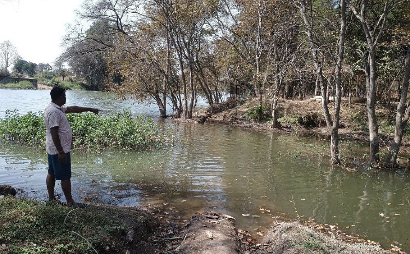 माफिया की करतूत, रेत के लालच में नदी सुखाने की साजिश