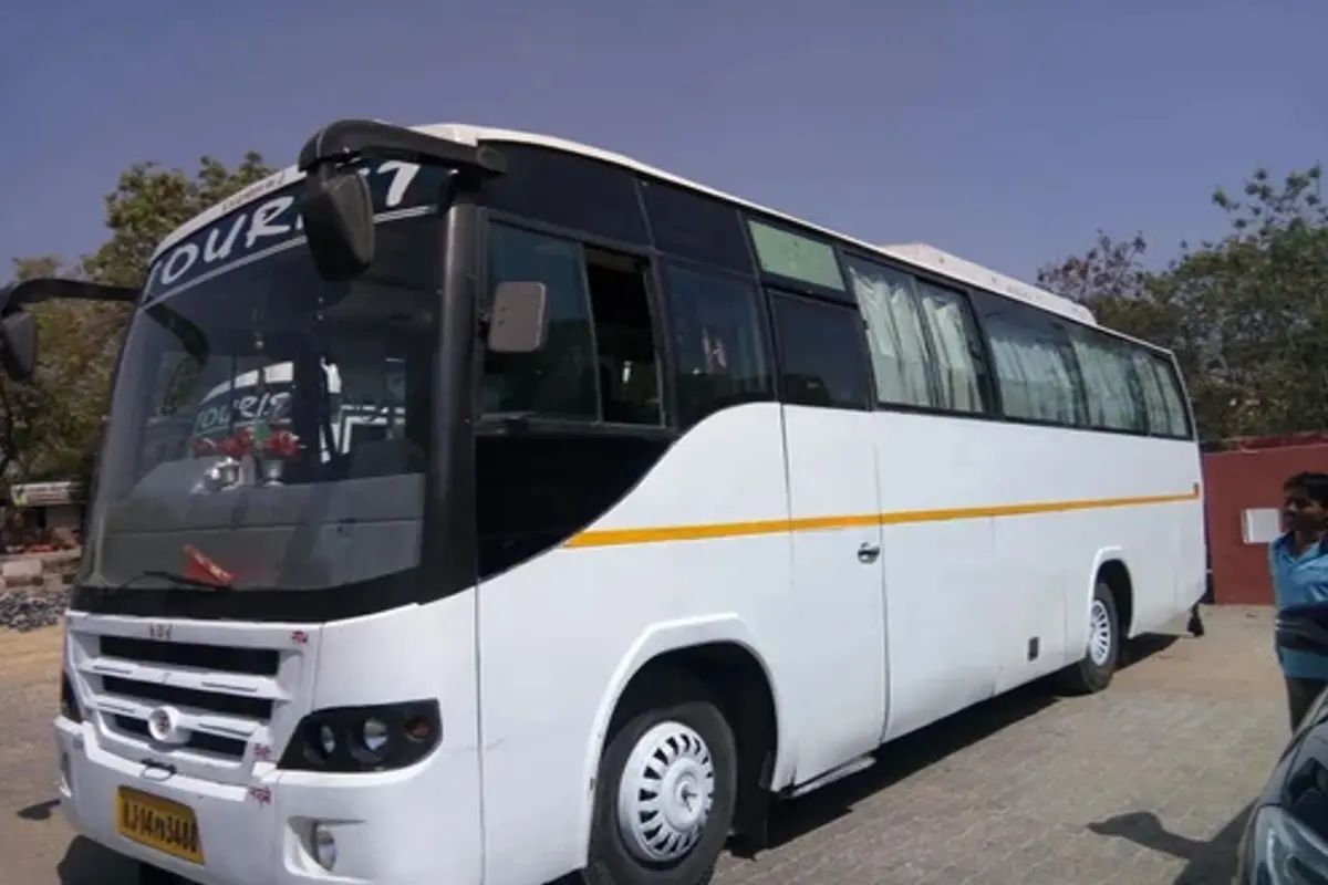 Bus Raja Goder Rajasthan Roadways: श्रीगंगानगर में 12 साल बाद ग्रामीण मार्ग पर ...