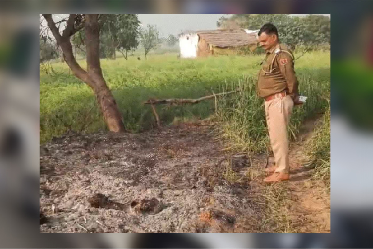 राजस्थान में दहेज के लिए विवाहिता को मौत के घाट उतारा, भूसे में जला दिया शव,
पुलिस को मिलीं अस्थियां