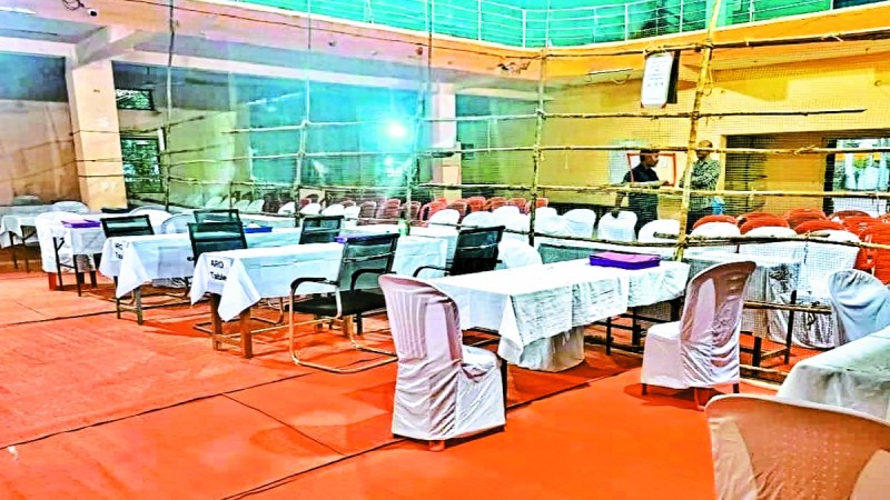 सभी मतगणना केंद्रों में मतगणना की तैयारी पूर्ण कर ली गई है। सुबह 9 बजे से वोटो की गिनती शुरू हो जाएगी। मतगणना को लेकर भाजपा कांग्रेस सहित अन्य निर्दलीय दल भी मतगणना को लेकर उत्साहित हैं।