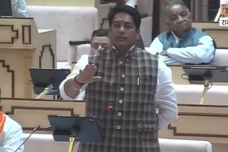 Minister Avinash Gehlot