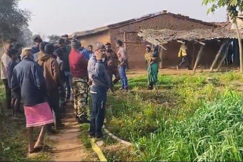 CG murder: आधी रात घर में घुसकर पड़ोसी युवक की हत्या, पुलिस ने पकड़ा तो बोला- मुझे चोर-चोर कहता था